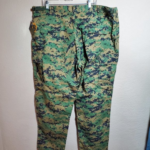 Rothco Digital Camo Pants 2XL NWT - Picture 3 of 3